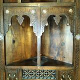 Meuble d'angle syrien