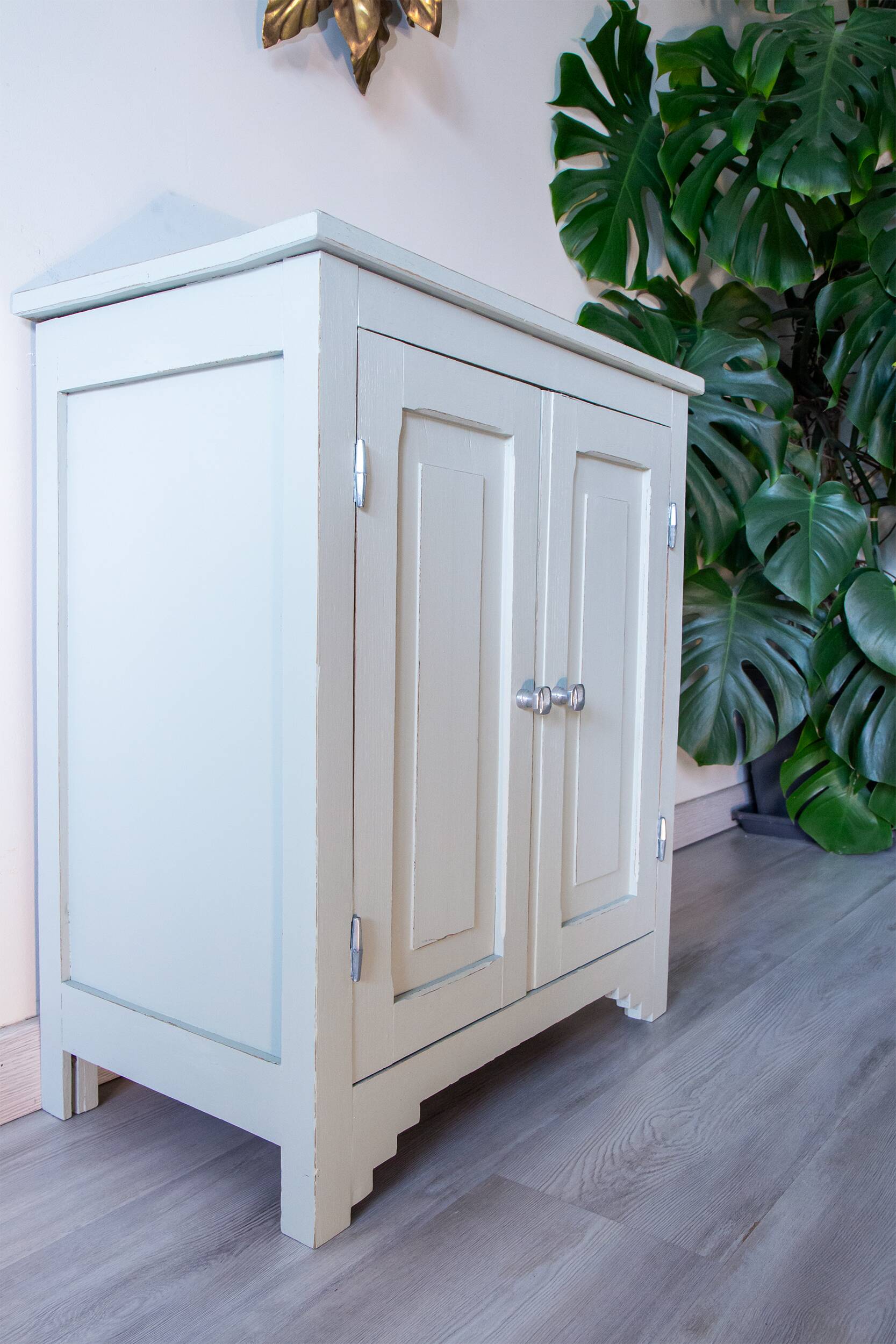 Grey clay Parisian buffet, patinated wood, 1950