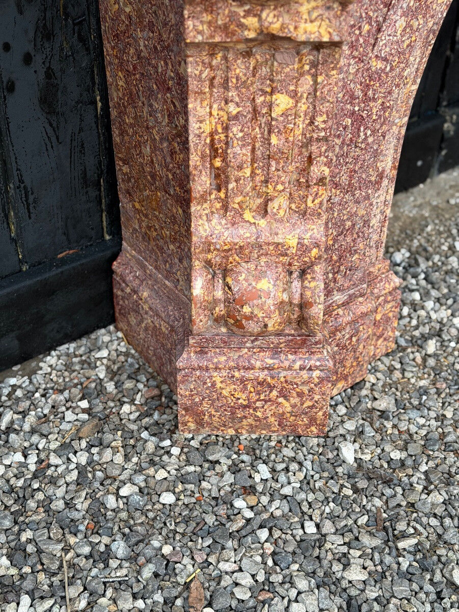 Impressive Napoleon III fireplace in violet brocatelle marble from Spain, circa 1880.