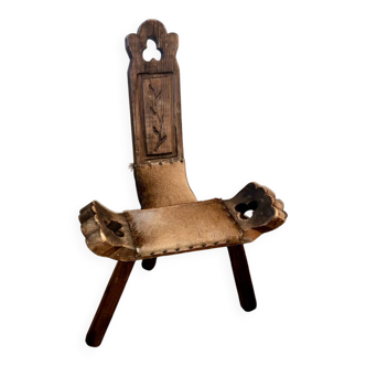 Brutalist tripod chair