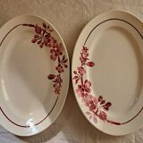 Duo of oval dishes