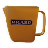 Yellow pitcher Ricard