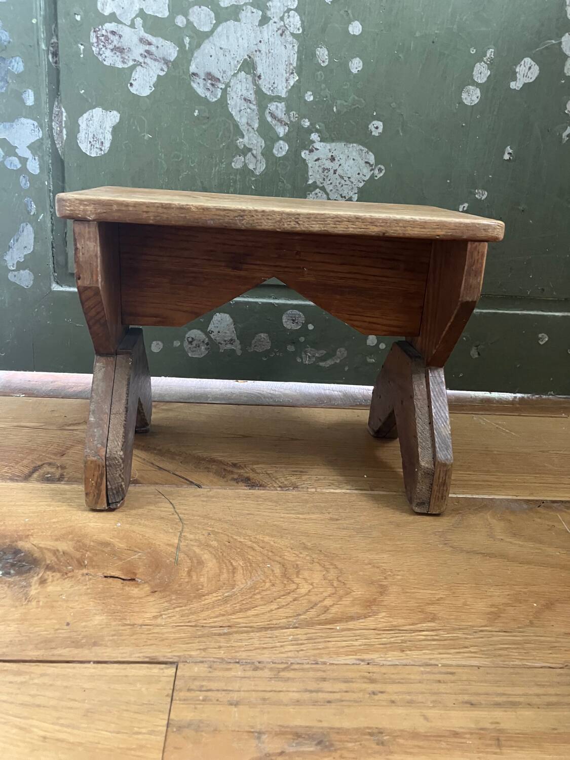 Vintage stool/step