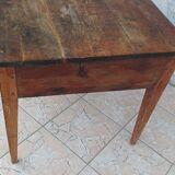 Rustic table in solid oak