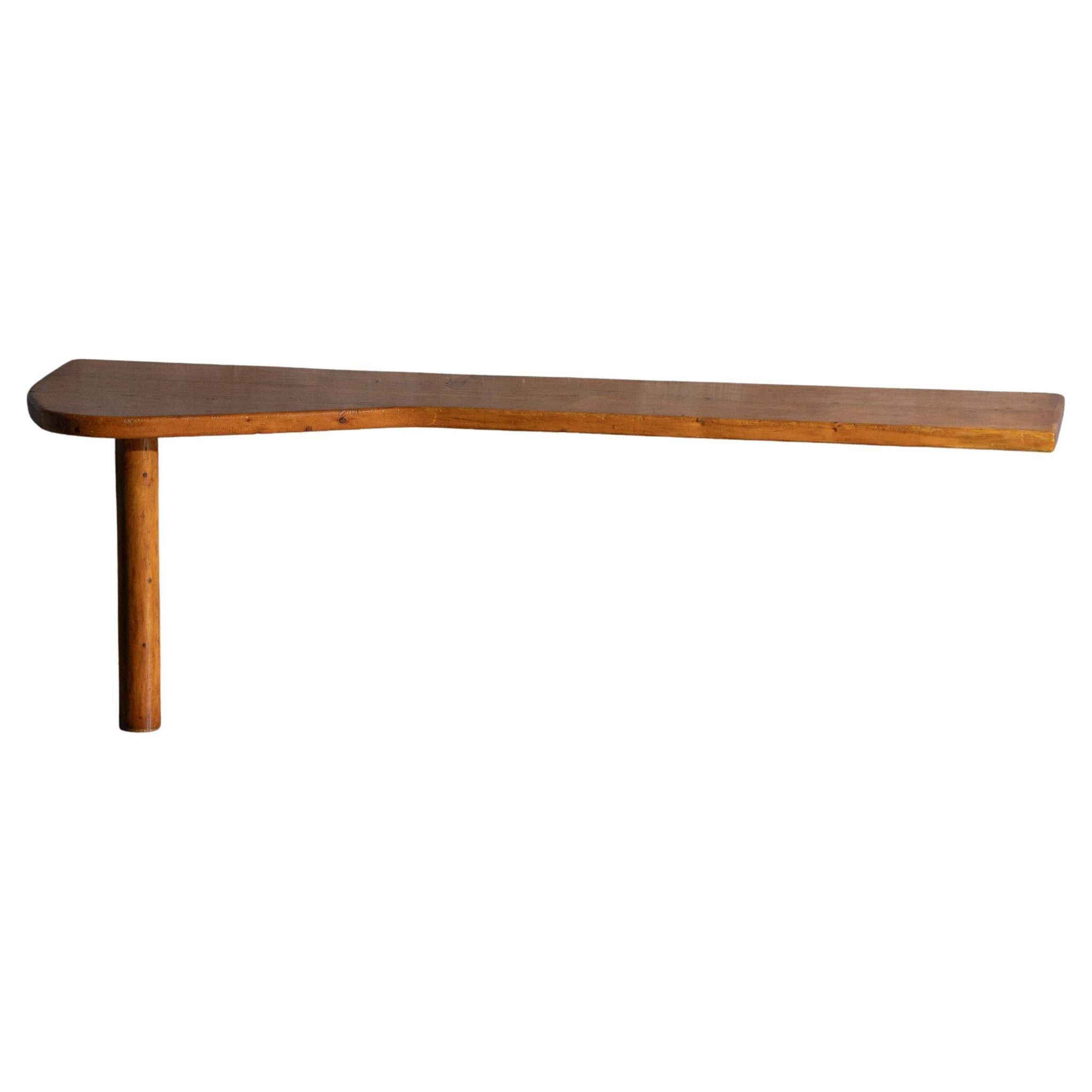 Table console par Charlotte Perriand, France, années 1950.