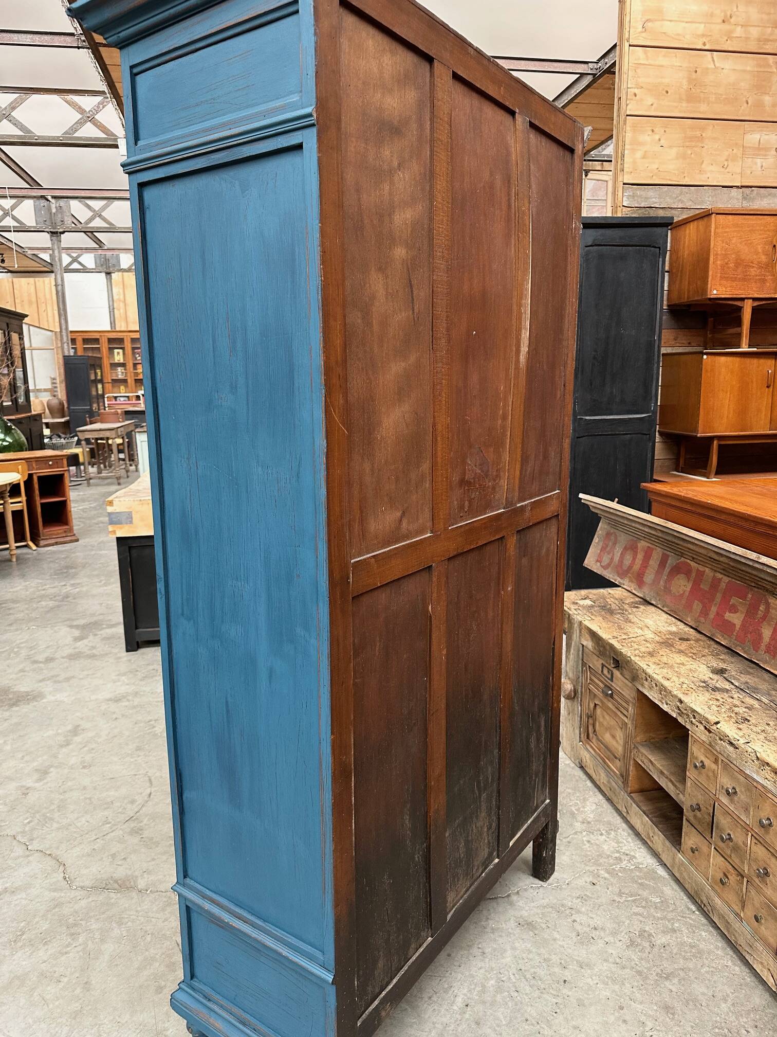 Oak bookcase Late 19th century