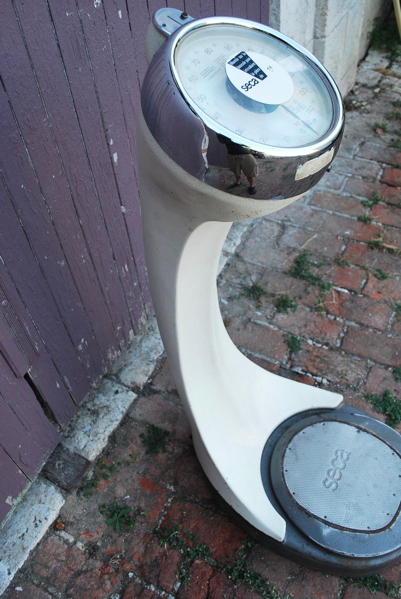 Libra weighs pharmacy person