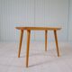 Table basse moderne du milieu du siècle en pin Suède 1940s