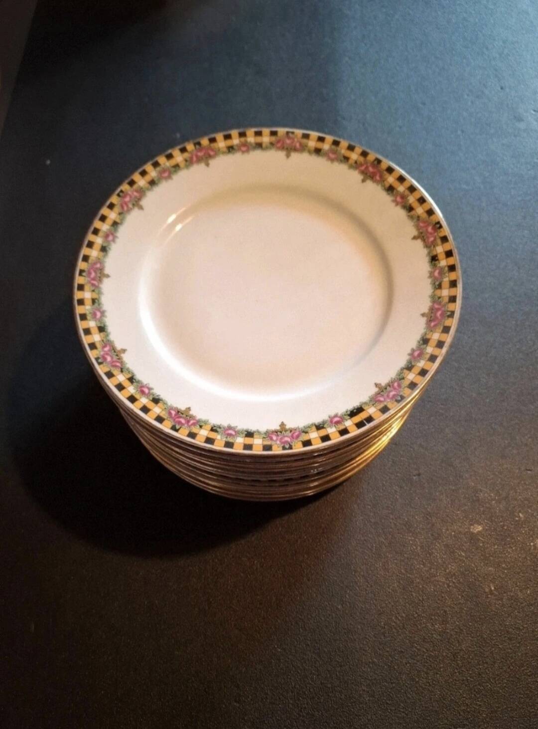 Fine porcelain dessert plates