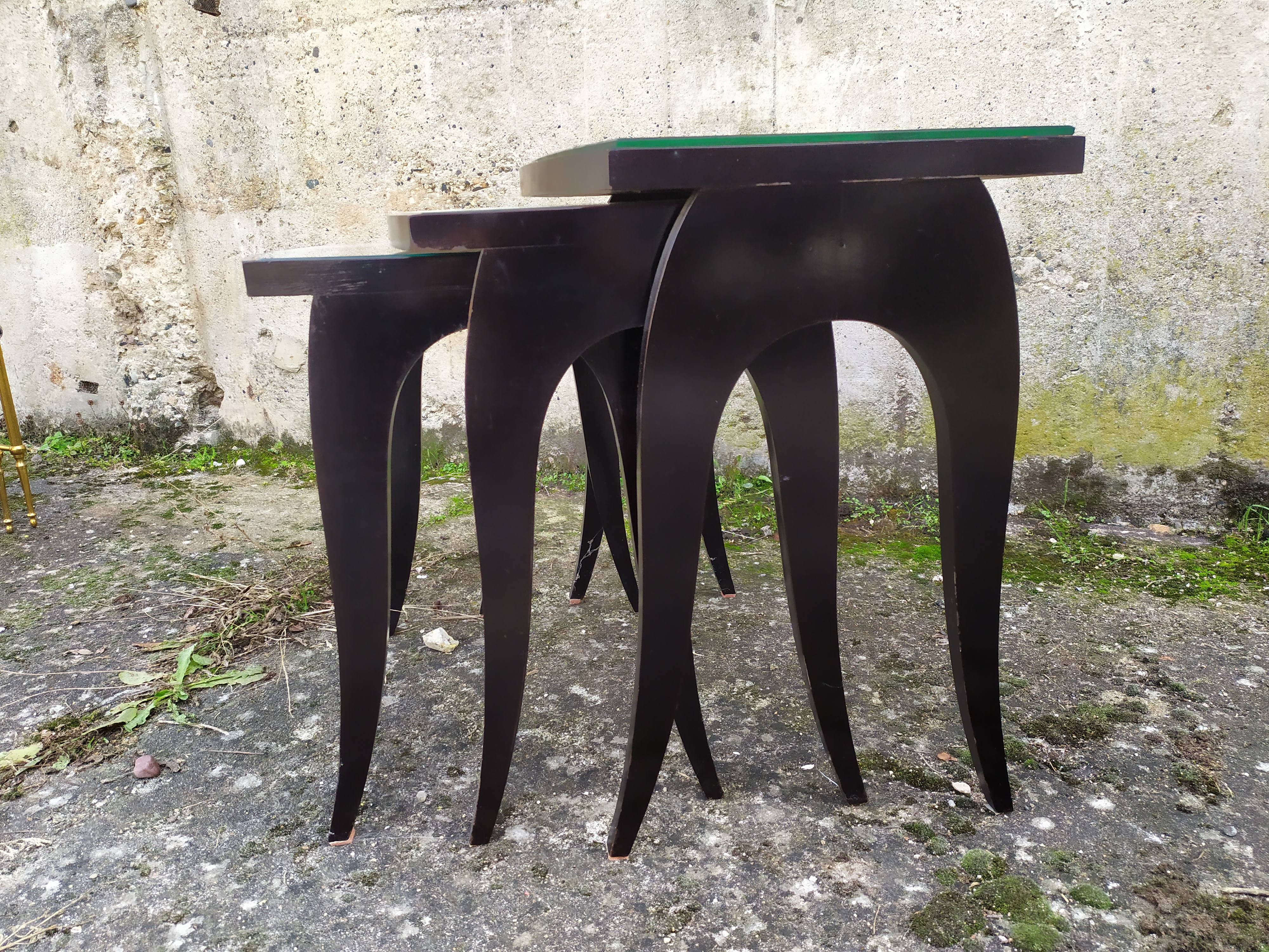Tables gigognes art déco