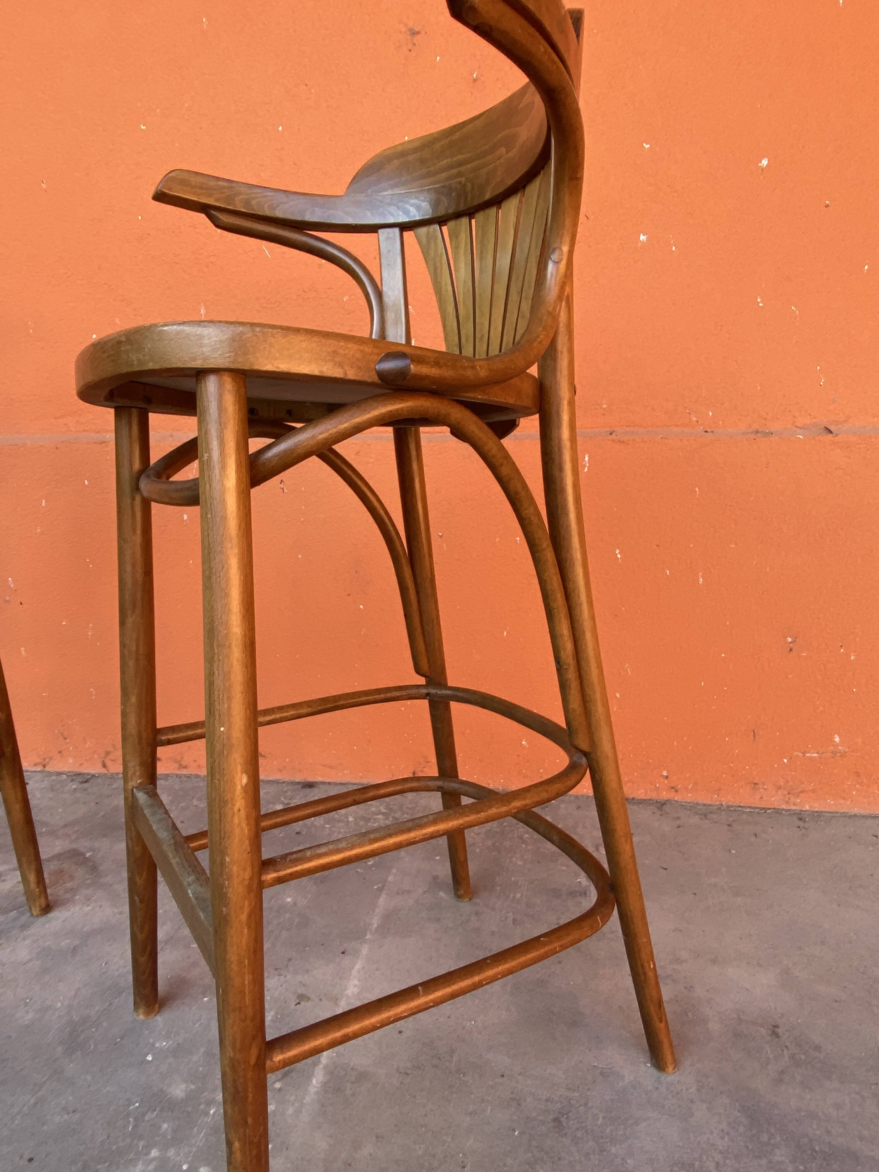 Set of 2 Bar Stools Restaurant Pub Tavern Curved Wood