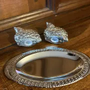Quail salt and pepper set