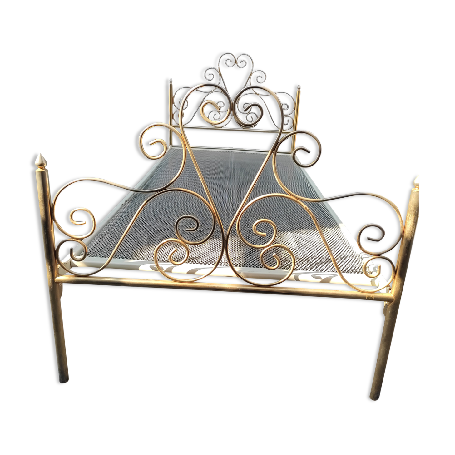 1-seater bed in gilded metal