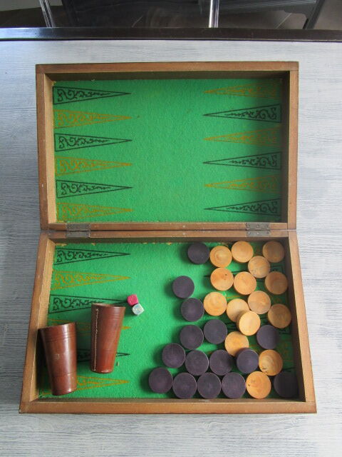 Old wooden jacquet/backgammon game