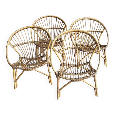 Salon, fauteuils coquille en rotin 1960's