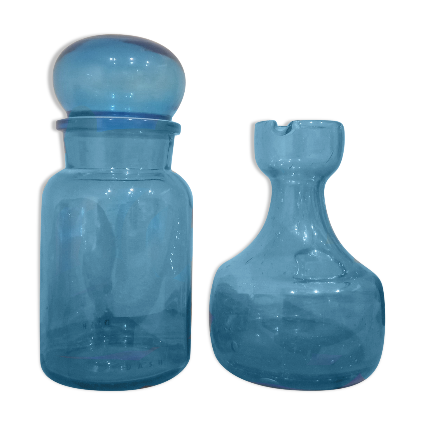 Flacon et carafe bleu vintage