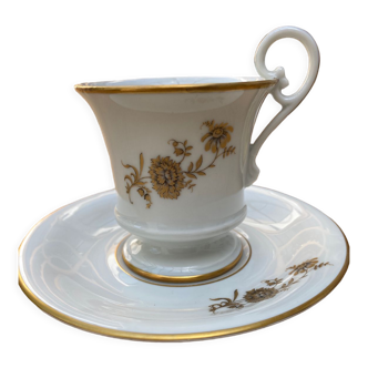 Porcelain cup