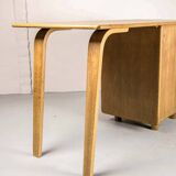 Cees Braakman Dutch Design EE02 Oak Desk for Pastoe. The Netherlands, 1950s