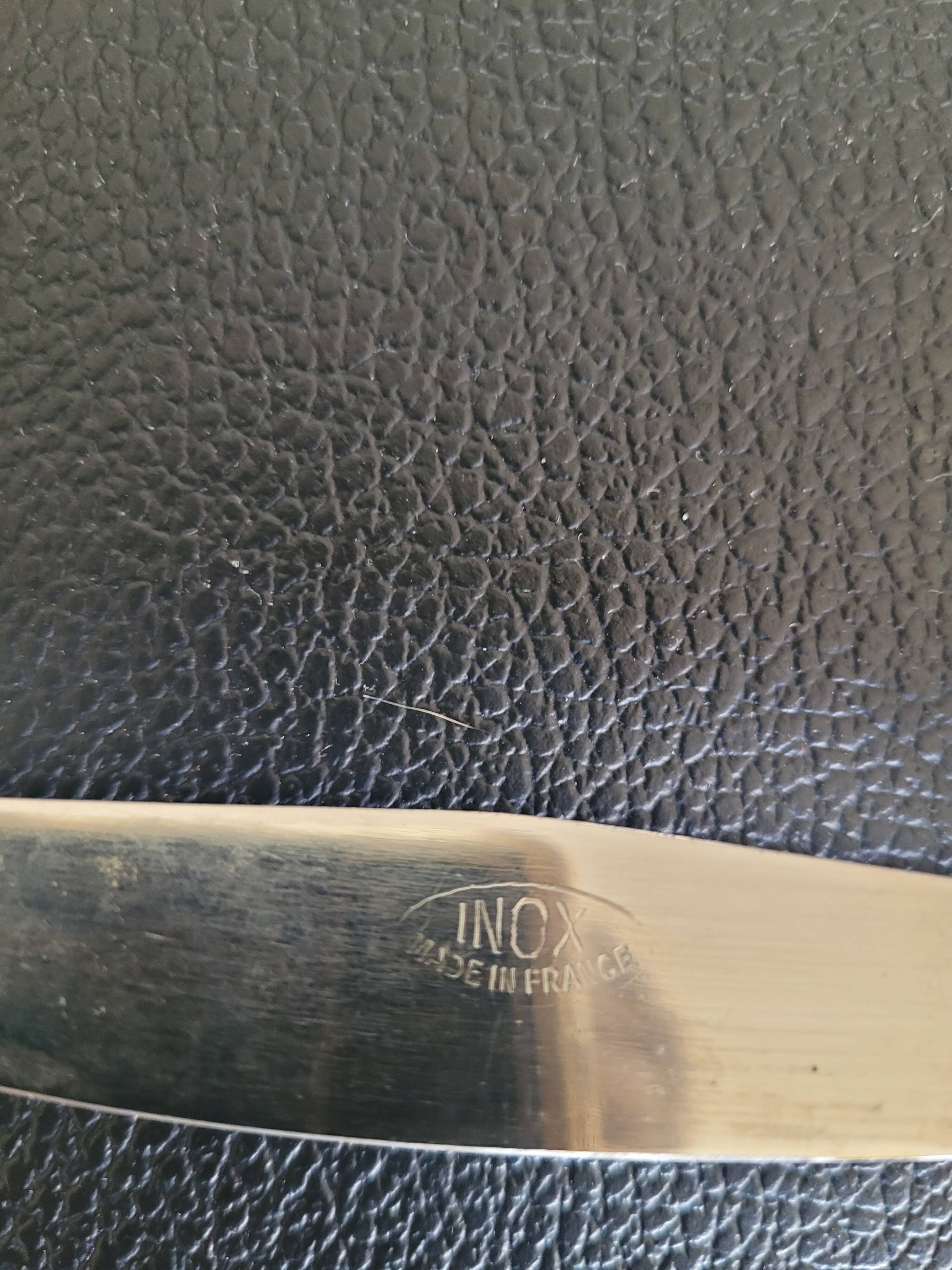 Cheese knife in barbotine