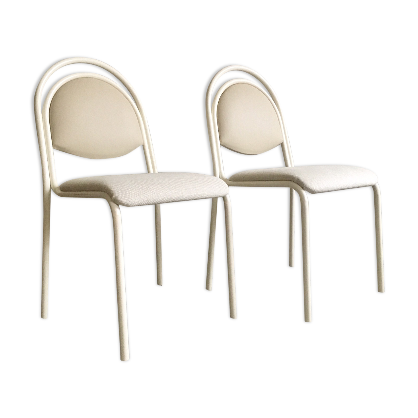 Set of chairs