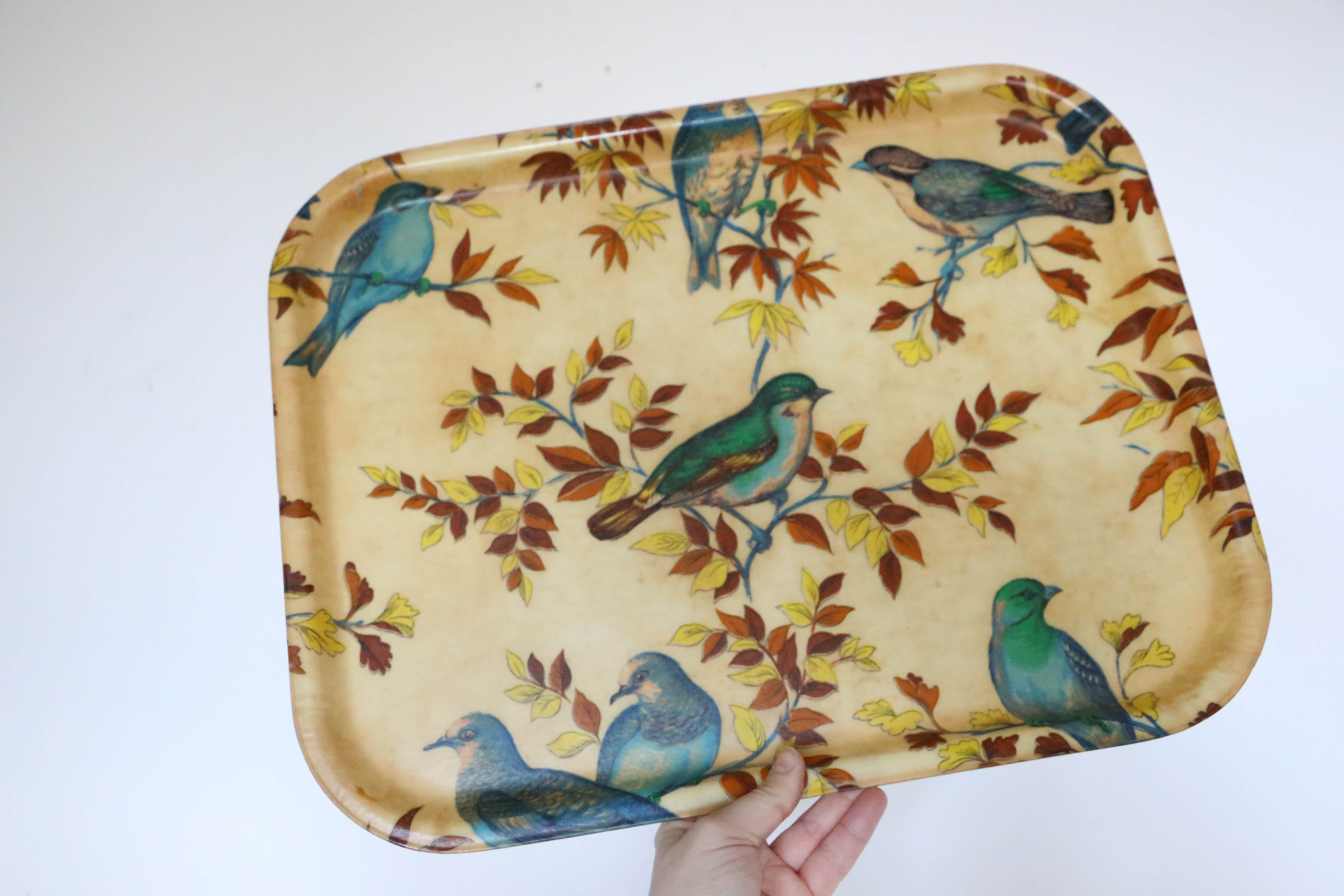 Fiber service tray, bird decorations, vintage