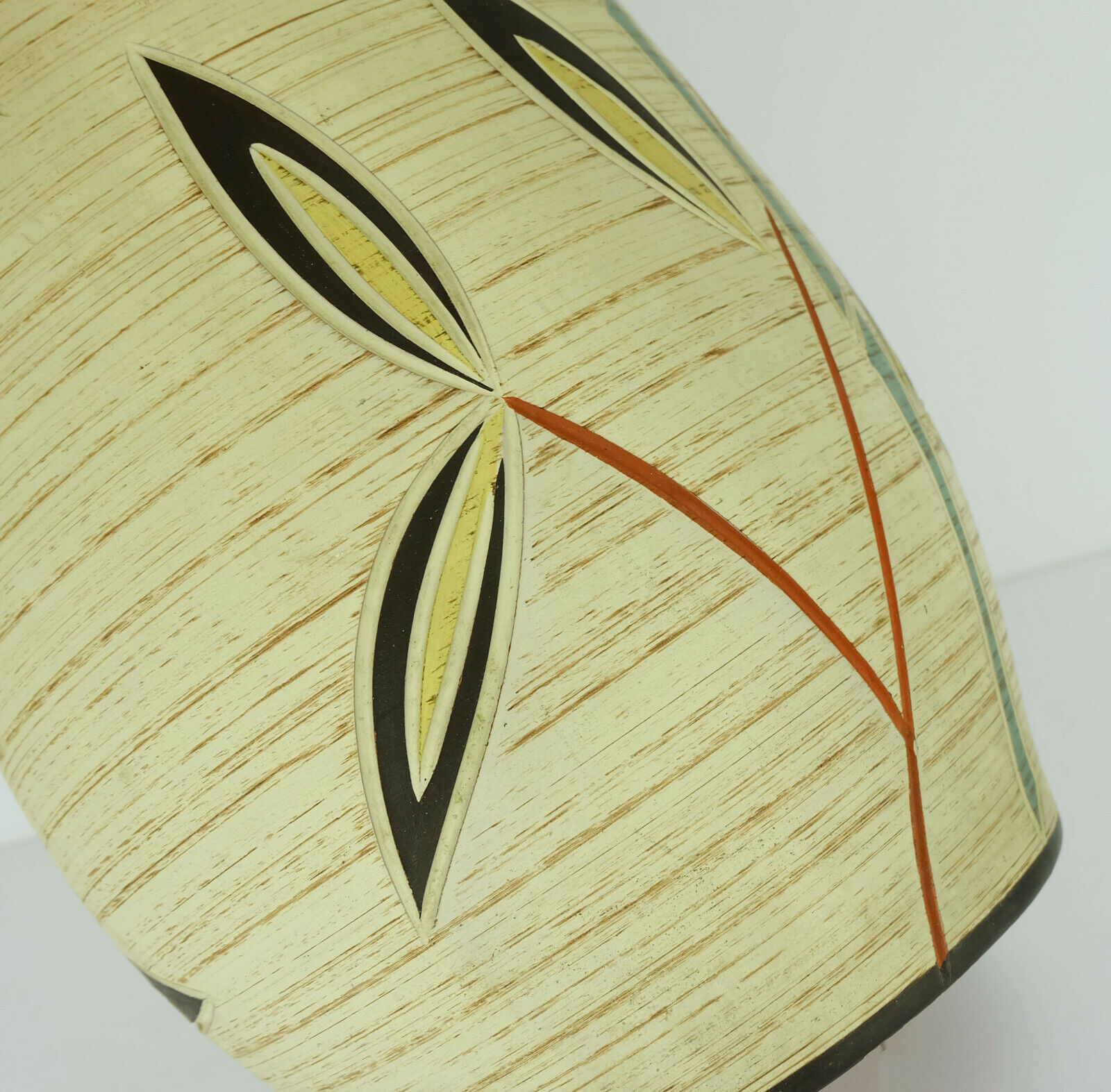 Vase manufactured by josef duck hillscheid model 49/40