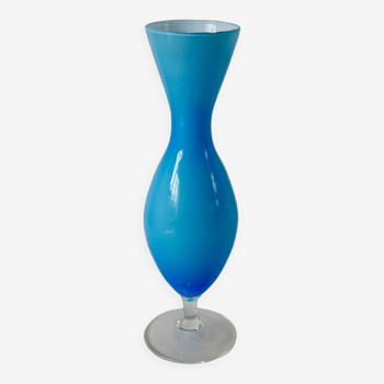 Vase design en opaline bleu années 60v