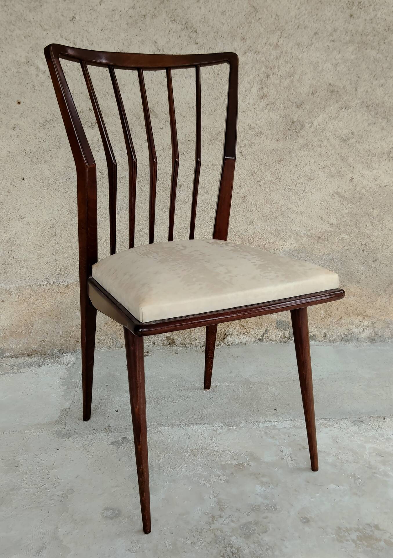 Suite de 4 chaises en bois par Maurizio Tempestini (It.) - mid.XXeme