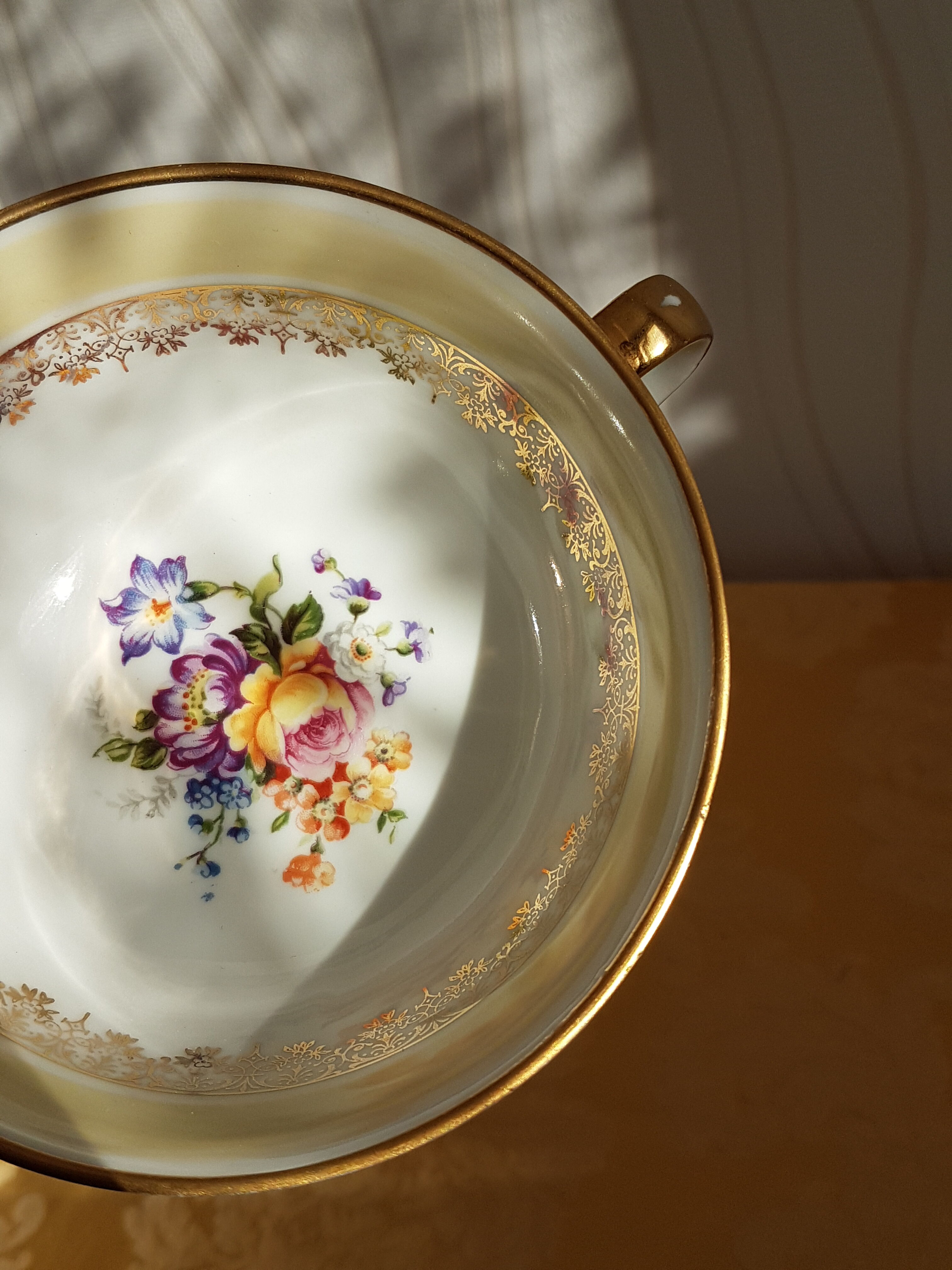 Art of Limoges Bernardeaud Very beautiful Old porcelain cups patterns flowers