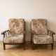 Pair of vintage 70s armchairs in floral fabric.