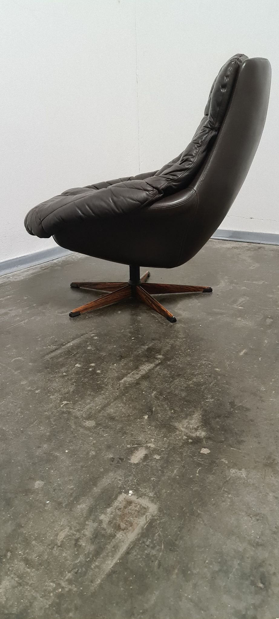 Vintage armchair in Danish design by Bramin