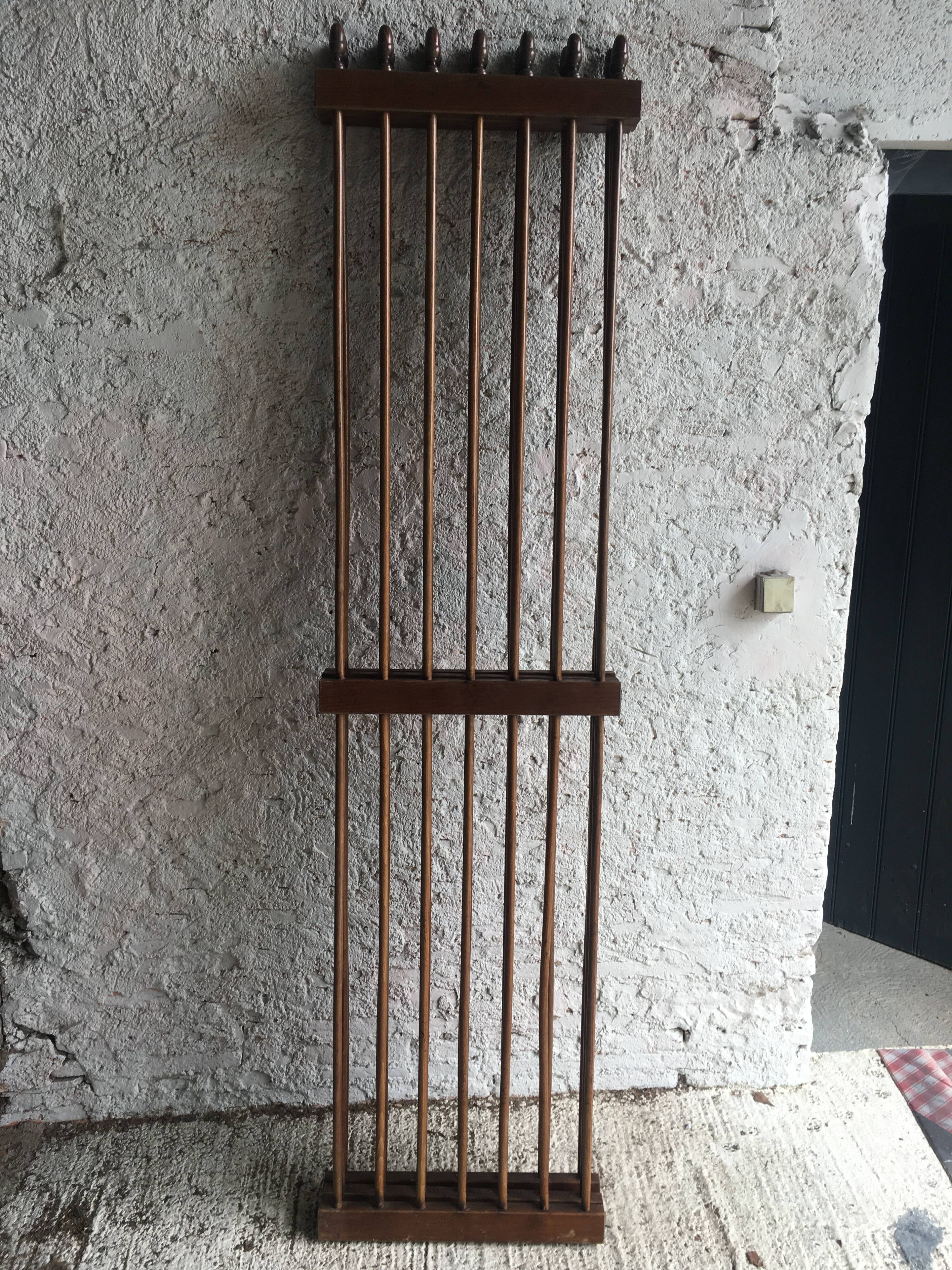 Wooden screen