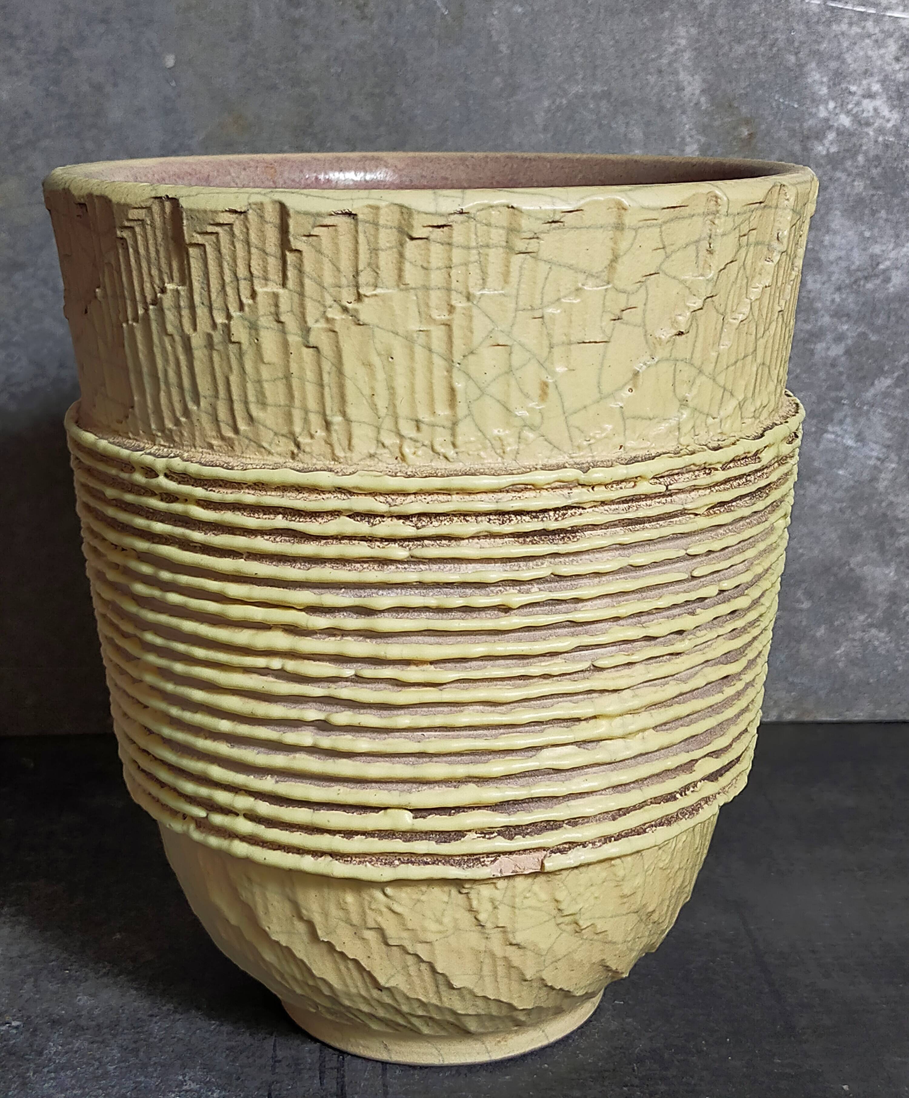 French Art-Deco ceramic vase cracked vanilla