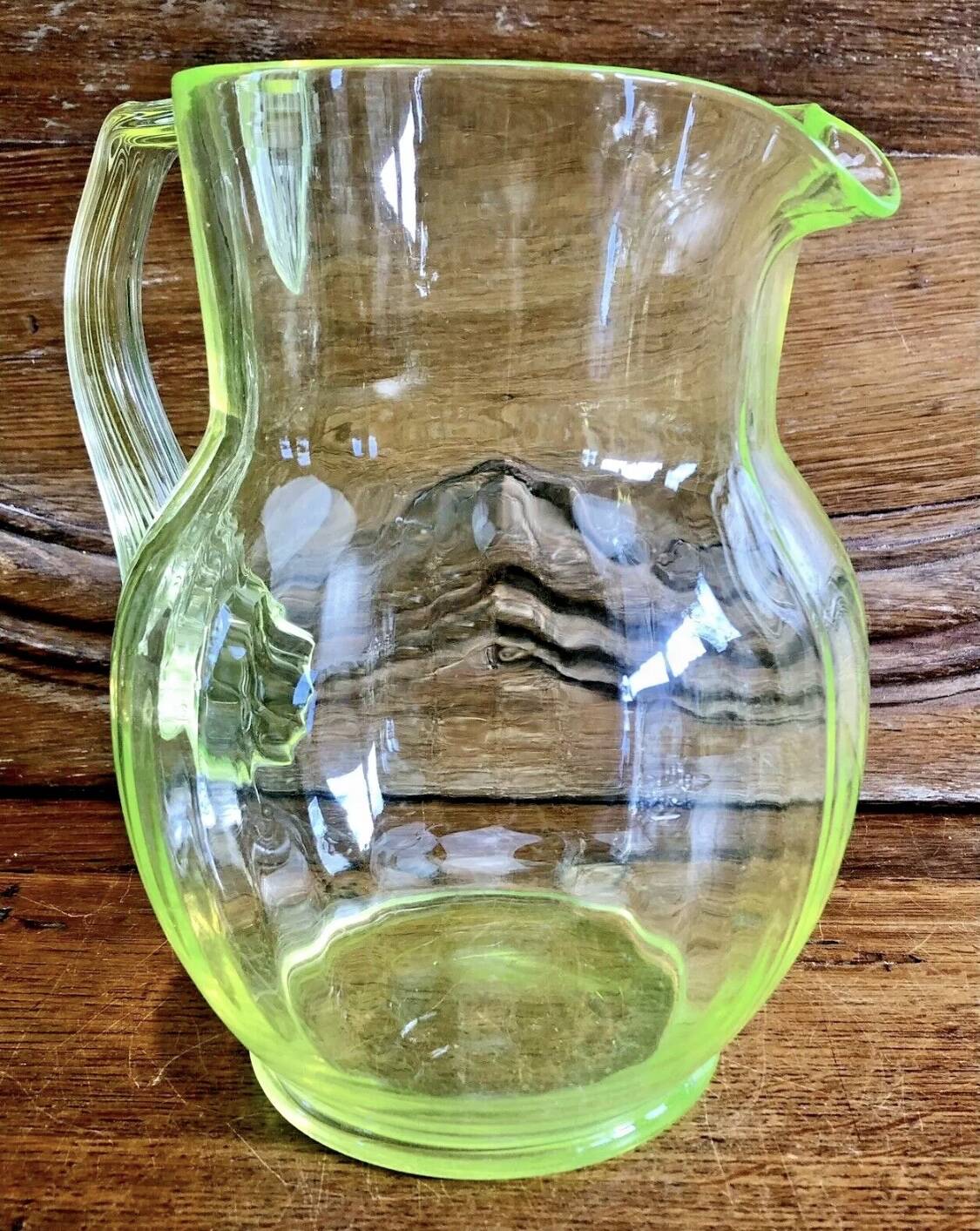 Old large pitcher carafe pot water jug in uraline