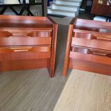 2 bedside tables