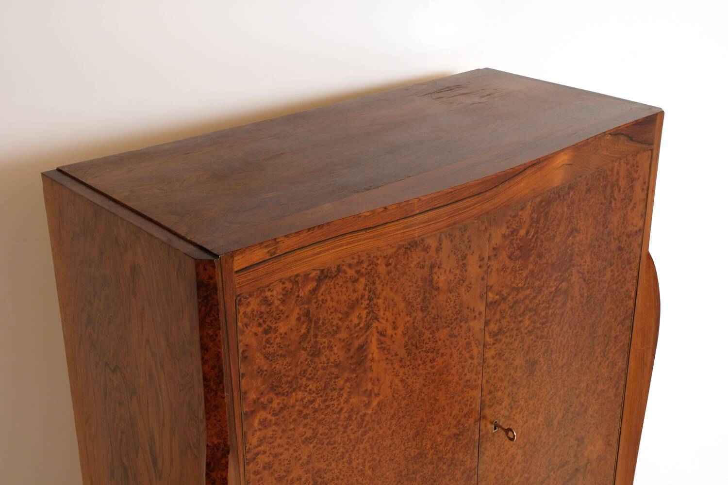 Rosewood and burl wood cabinet 1930/1940