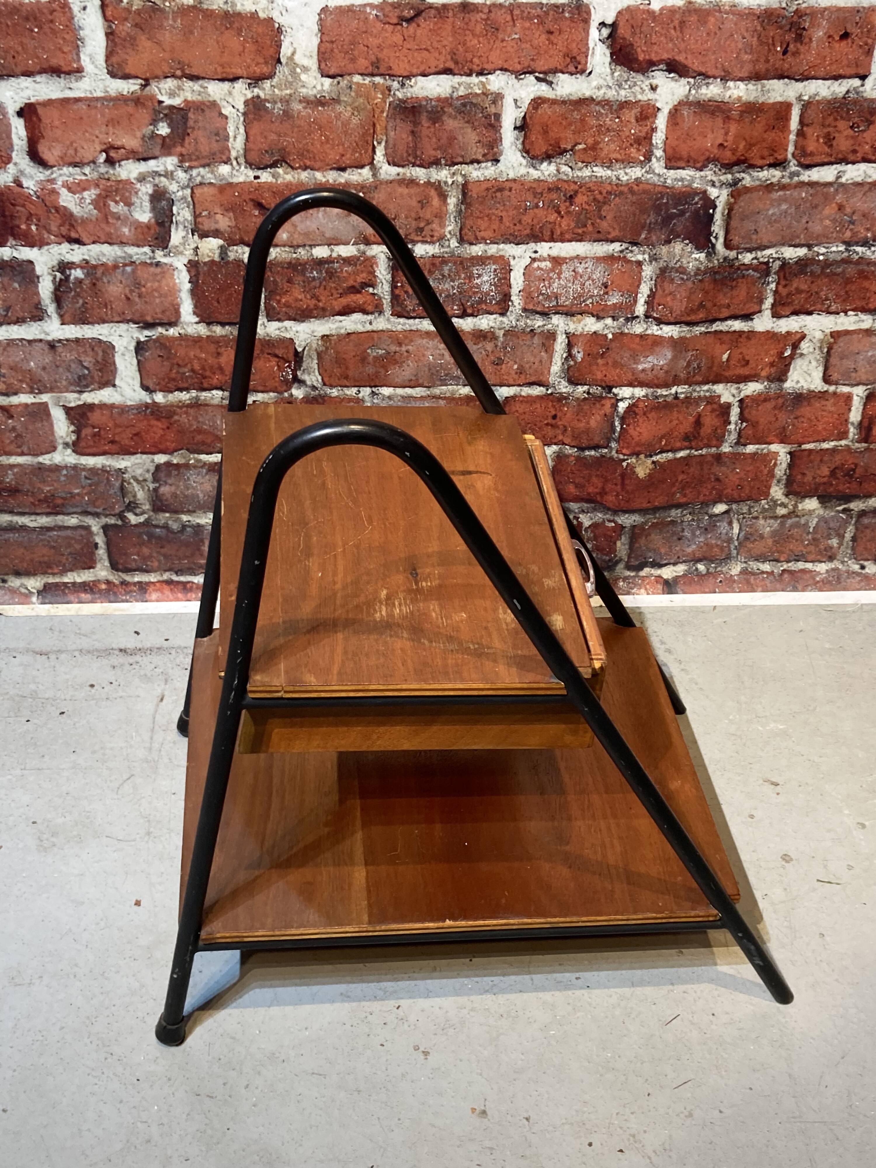 Bedside table with one drawer and two shelves