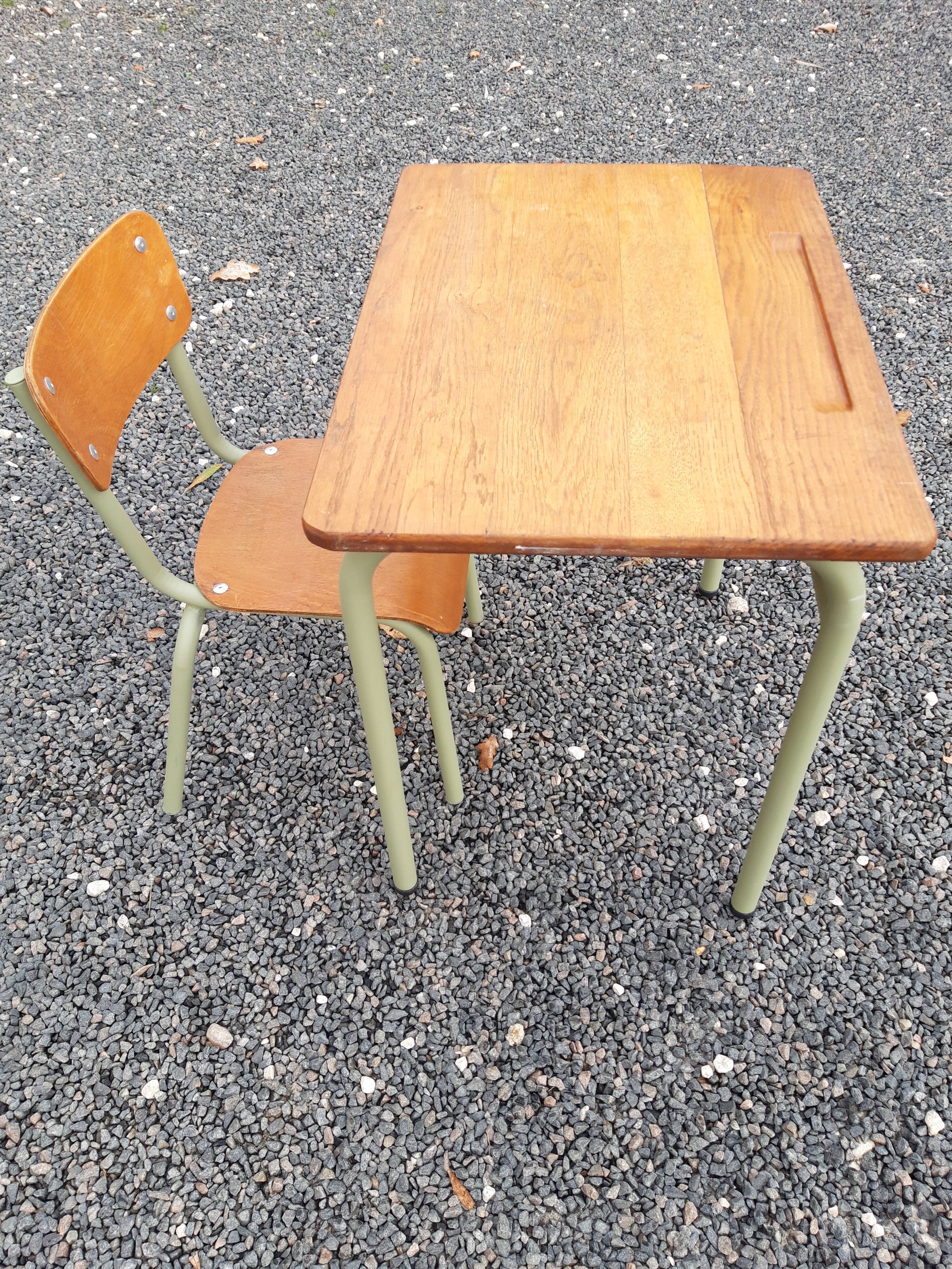 Pupitre enfant et chaise 1960 -2
