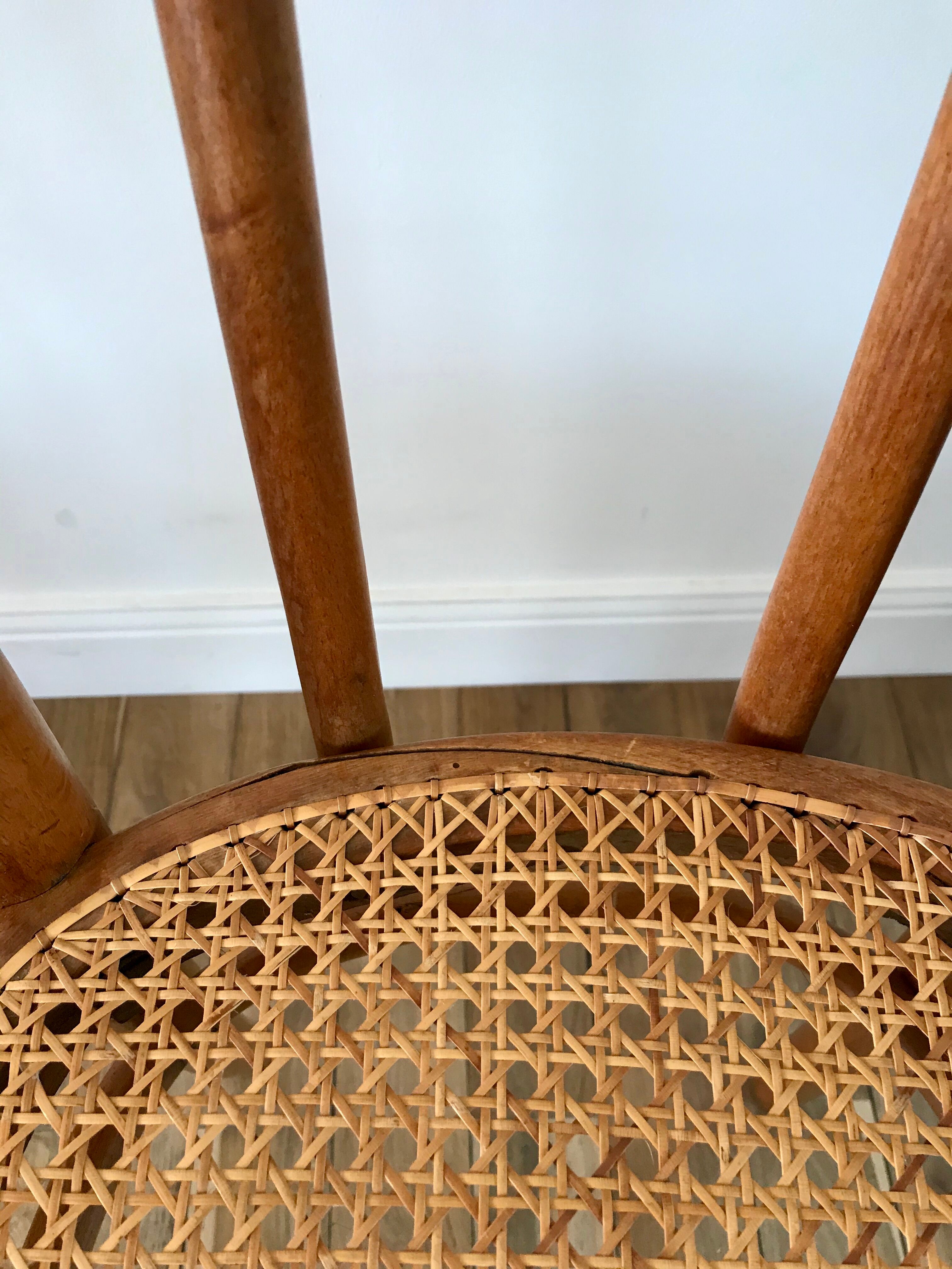 Set of 4 cane chairs in bentwood and honey-coloured cane thonet early 20th century