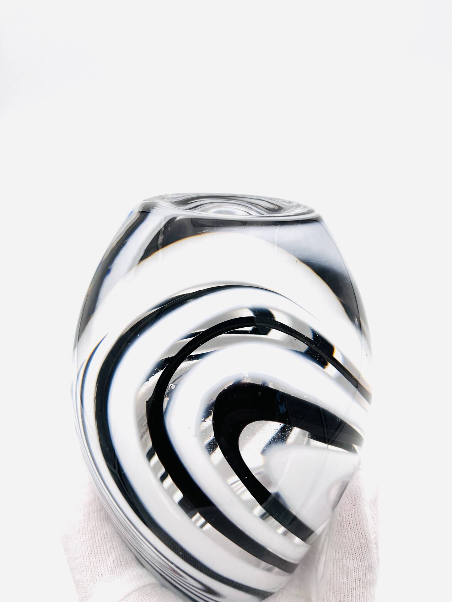 Murano Vase - Sommerso with Stripes - Black & White - 1990