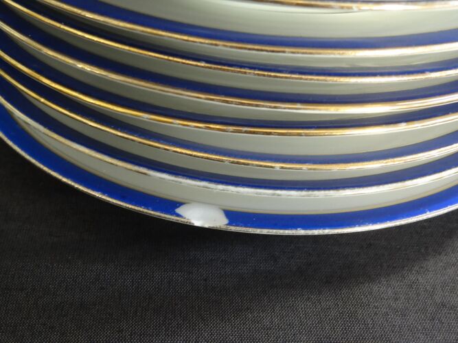 11 assiettes à dessert en porcelaine de Limoges, Bleu de Four, ø 23,5 cm