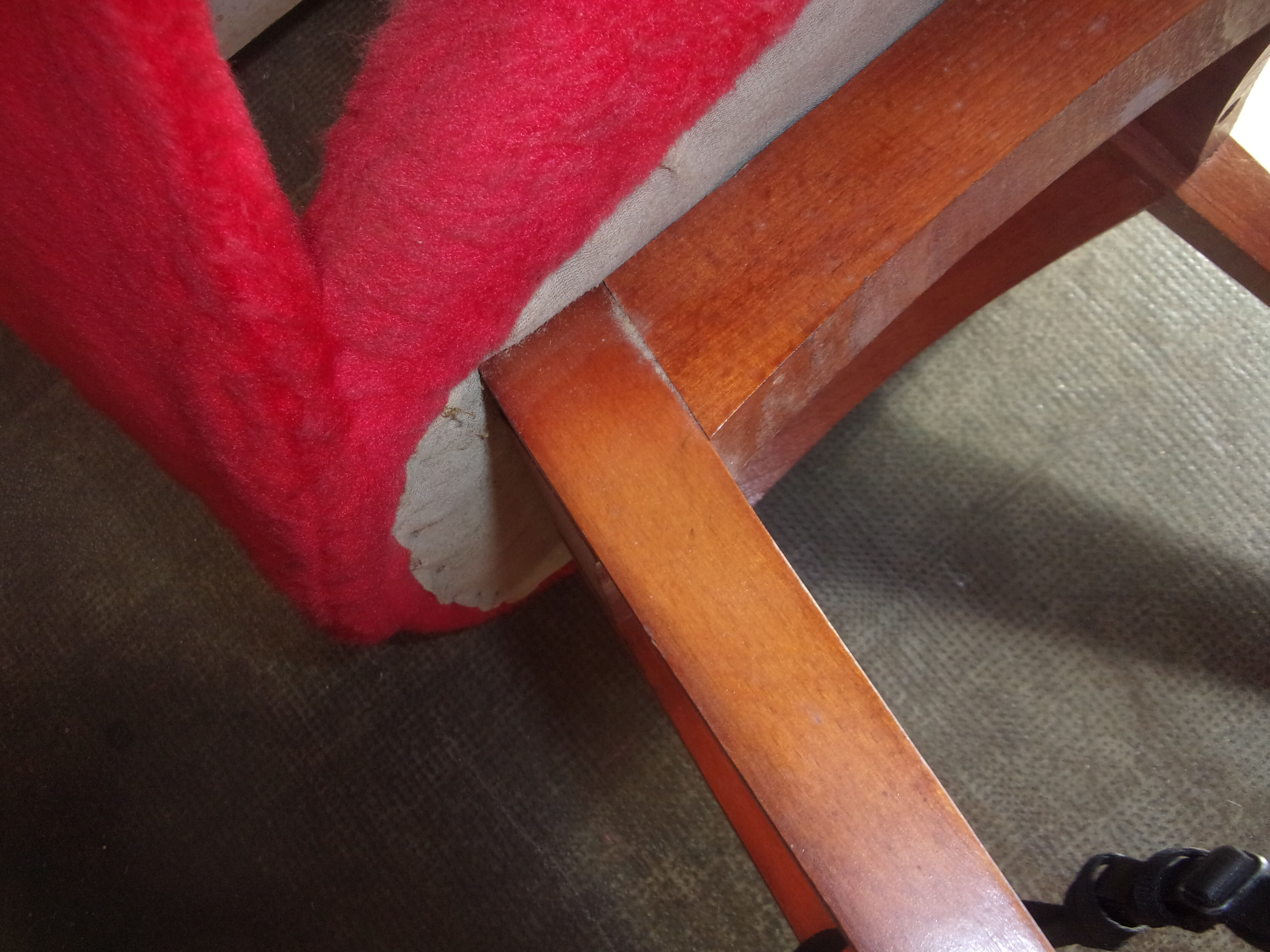 red moumoutte fabric chair 1960