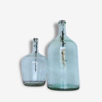 Set of 2 bottles