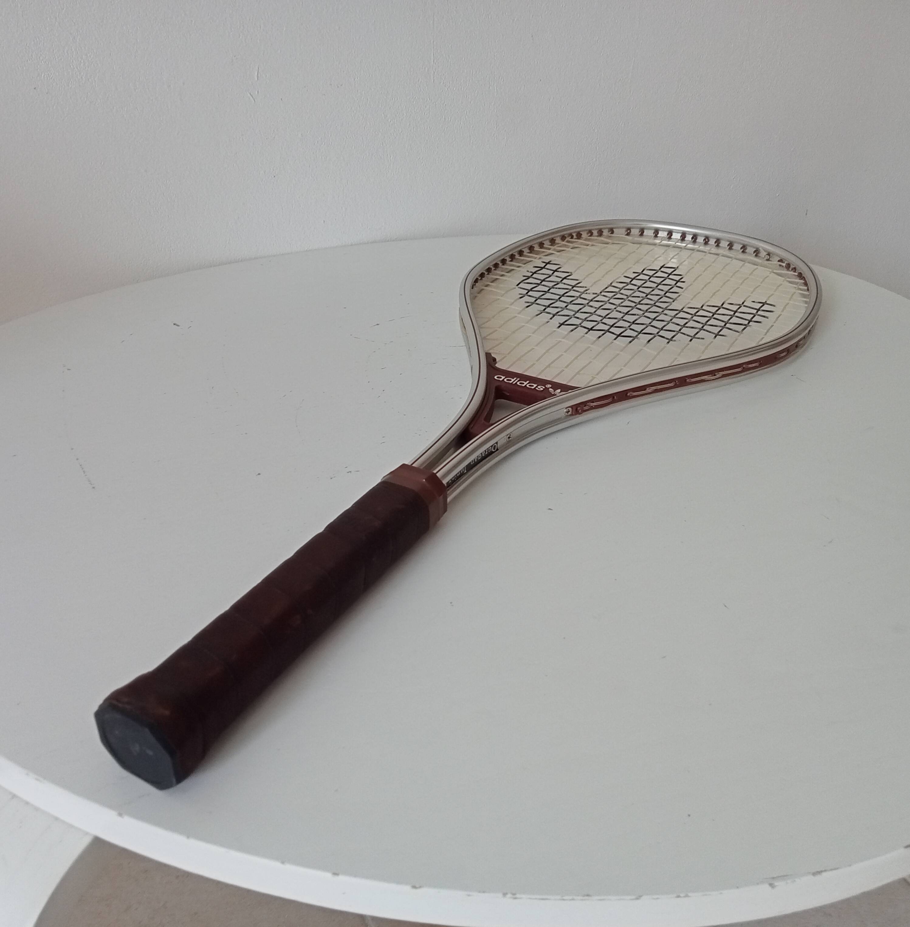 Vintage adidas Ouragan junior racket