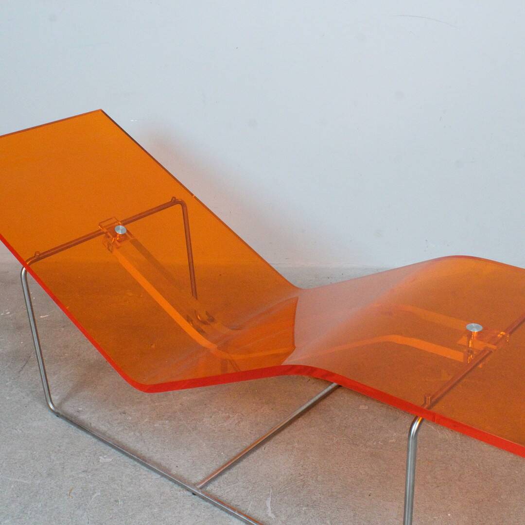 'Wave' chaise longue in orange plexiglass by Jean-Marie Massaud