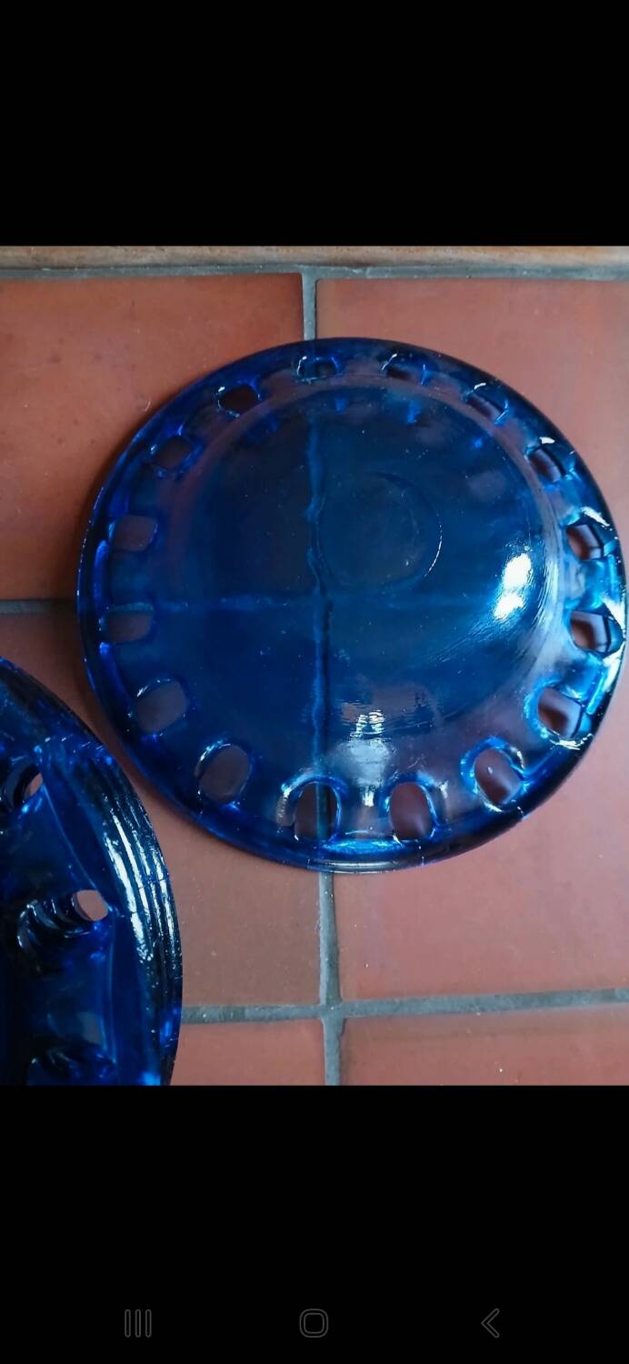 Vintage plates