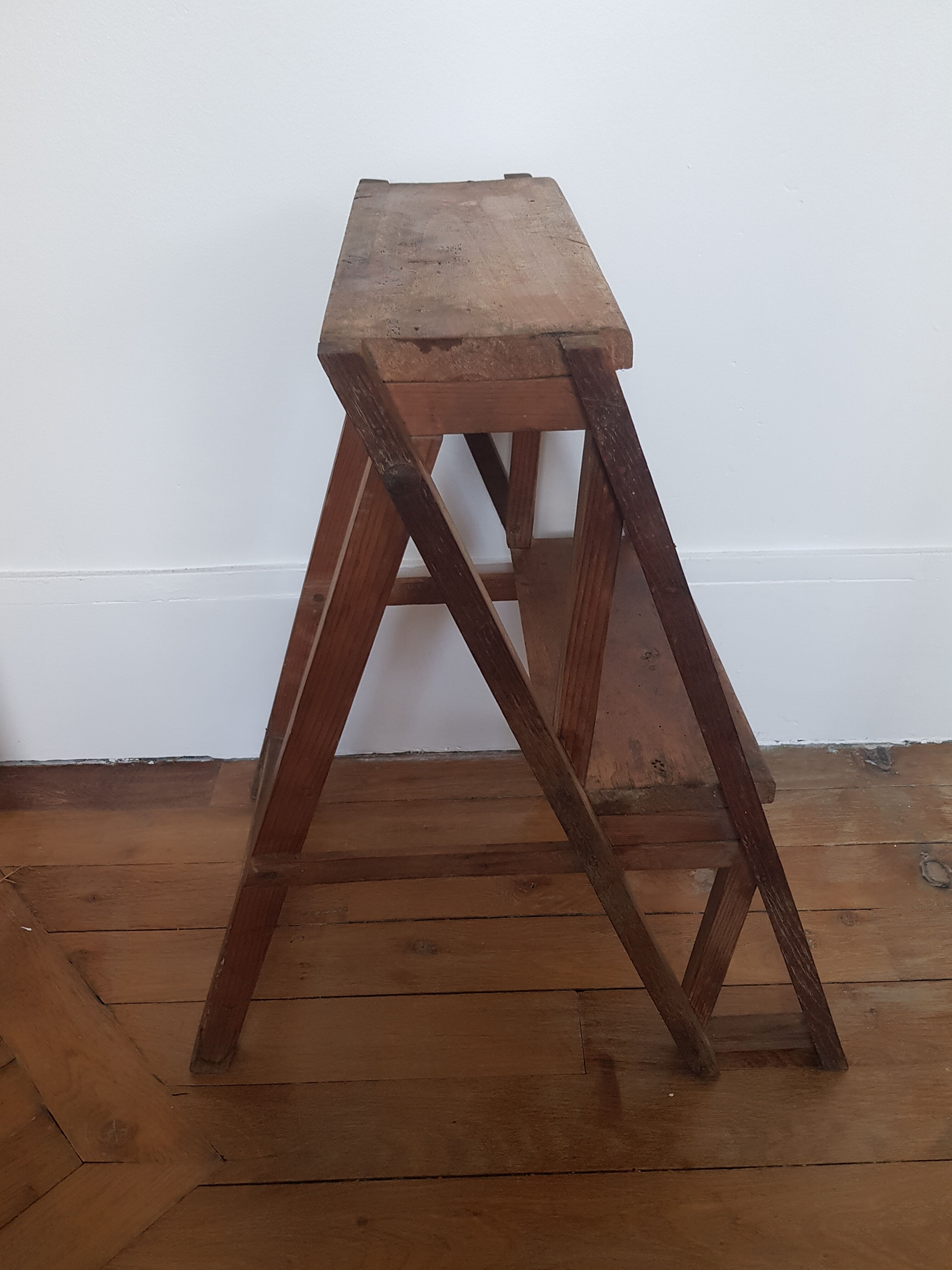 Small stepladder