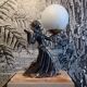 Lampe art déco femme au ballon