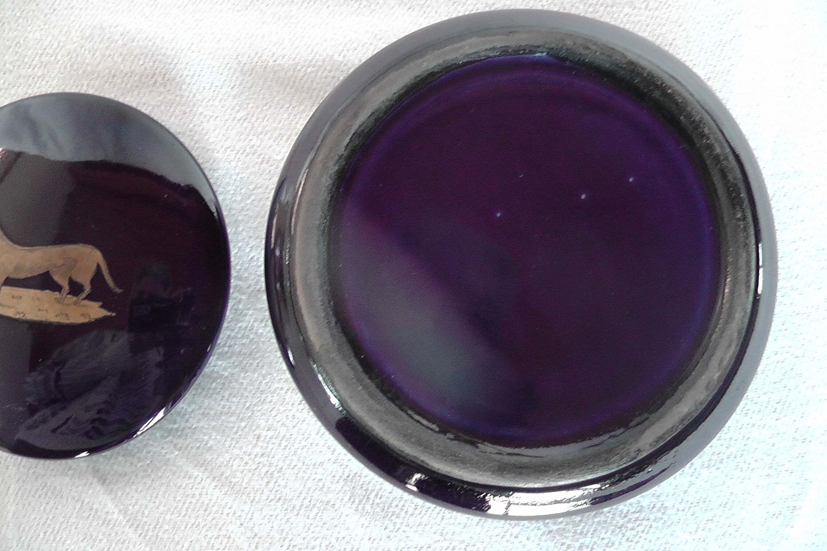 1930 Tours earthenware bonbonnière