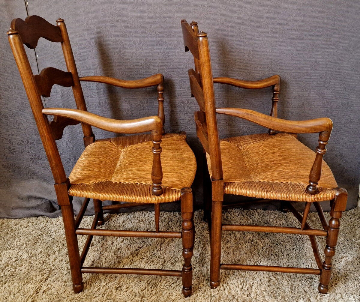 Paire de fauteuil de style provencale